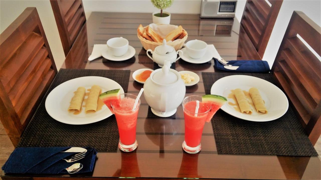 The Ritz Hikkaduwa Hotel Buitenkant foto
